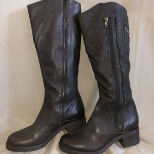 Vera Wang Black Leather Boots